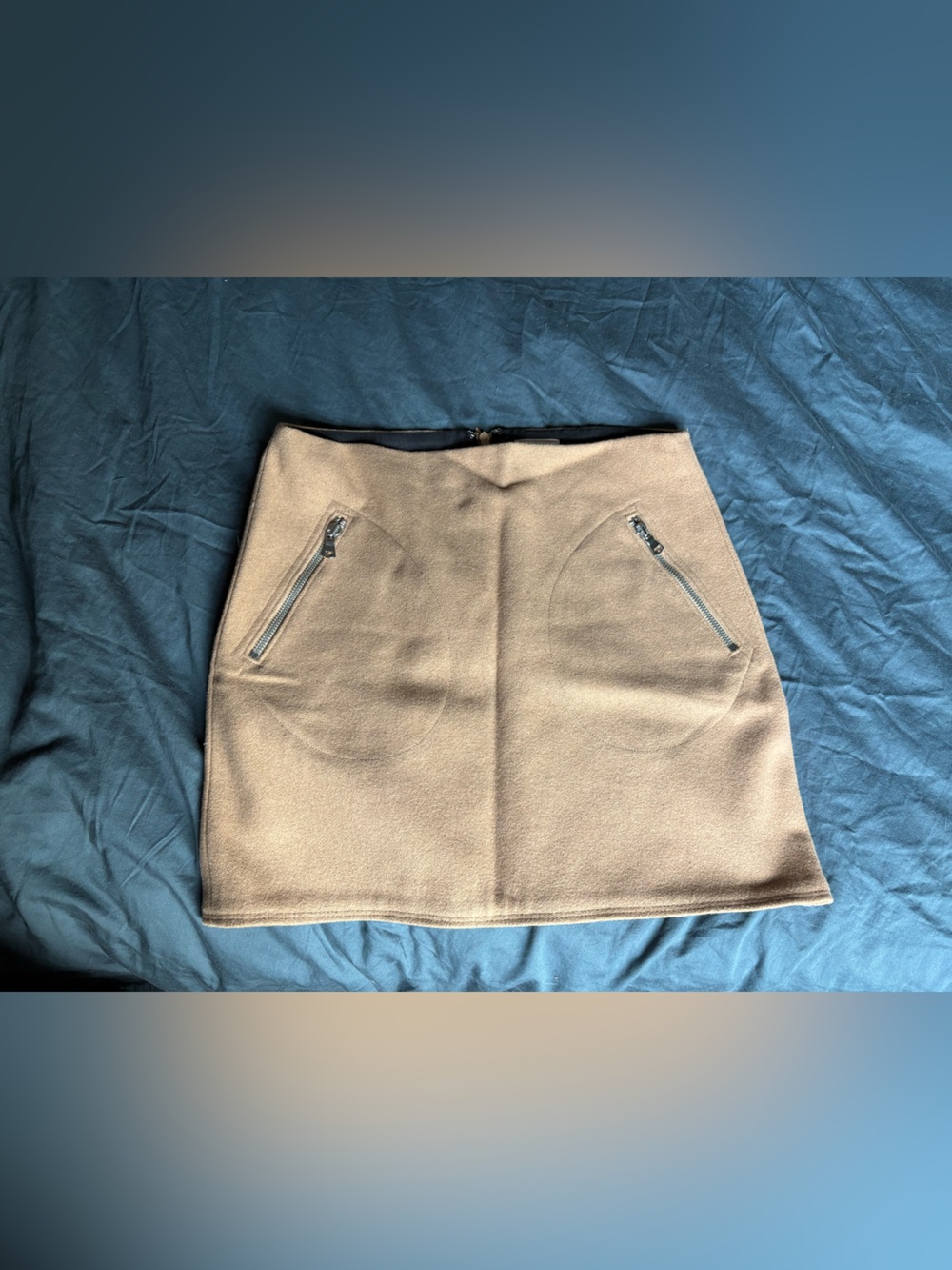GAP Camel Mini Skirt with Front Zip Detail wool blend